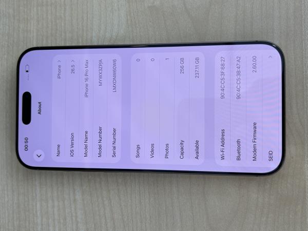 Apple iPhone 16 Pro Max