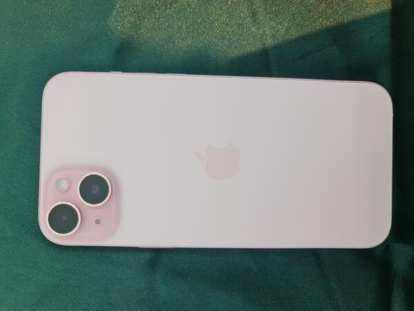 Apple iPhone 15 Plus