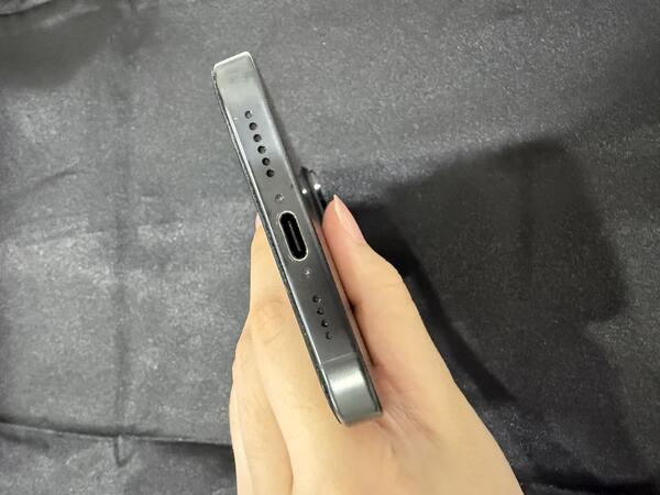 Apple iPhone 16 Pro Max