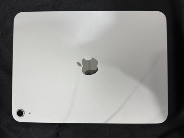 Apple iPad (A16)