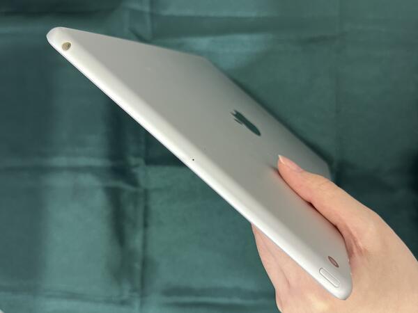 Apple iPad (A16)