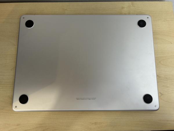 MacBook AIR 14INCH M2