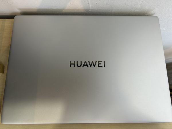 Huawei MATEBOOK D16
